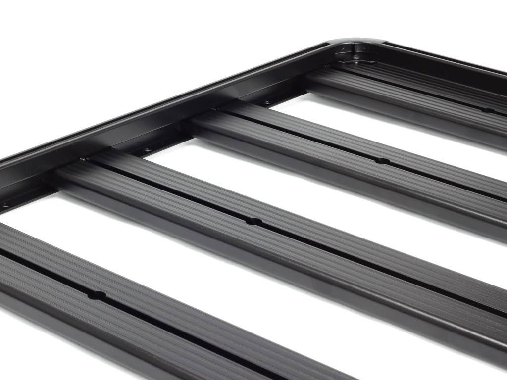 Front Runner Slimline II Roofrack Double Cab Izusu D-Max