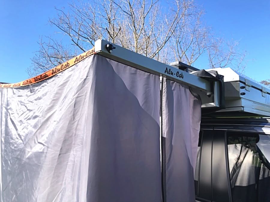 Alu-Cab Shower Cube